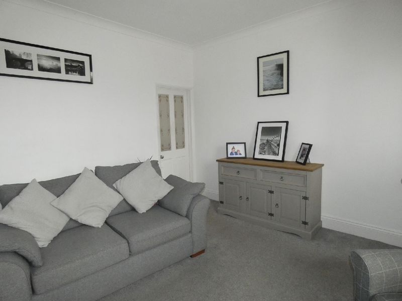 Lounge- click for photo gallery